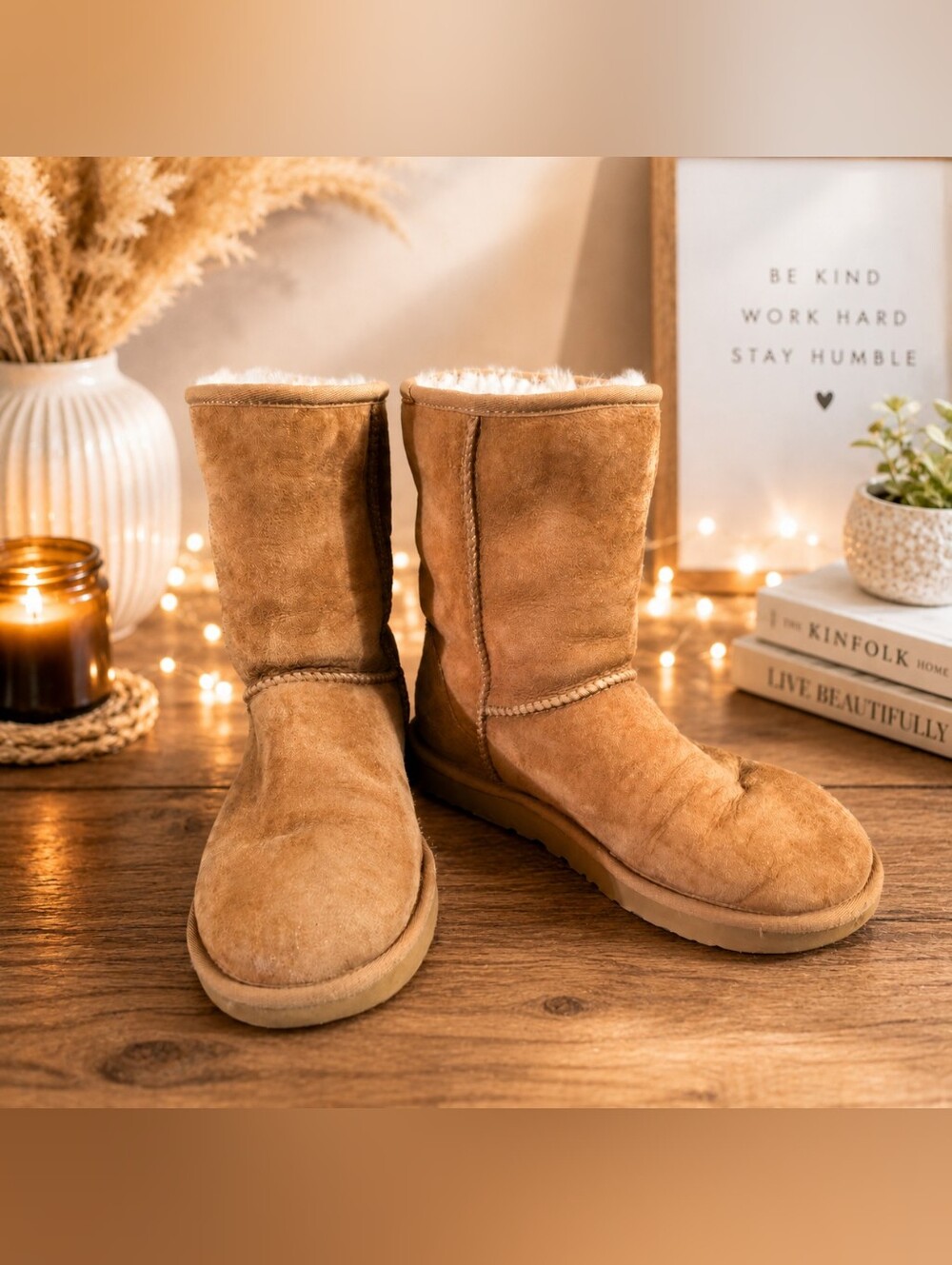 Ugg Classic Short II Boots Chestnut Suede Sheepskin Lined Women's Size 9 Brown